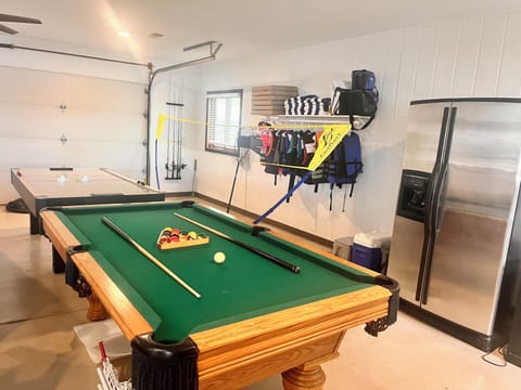 Game Room also has Pool Table and Air Hockey Table.