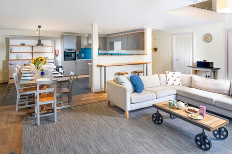 Open plan Living Area