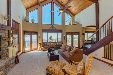 Main floor living room