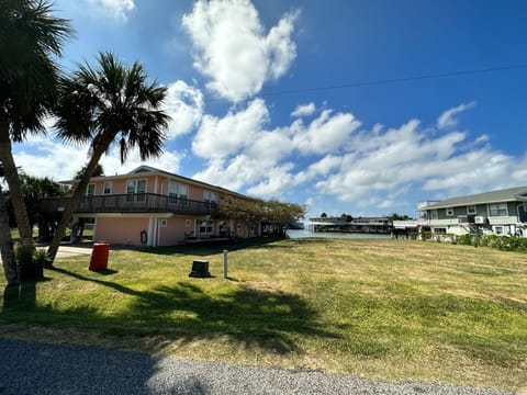 Jamaica Beach by the bay