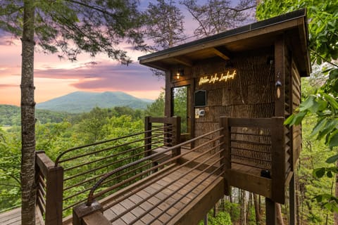 Let your senses embrace the serenity as panoramic vistas unfold through the sauna windows.  