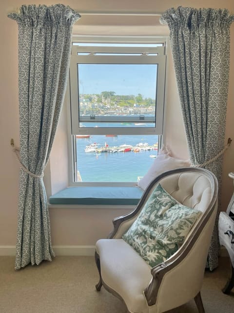 Relaxing reading spot