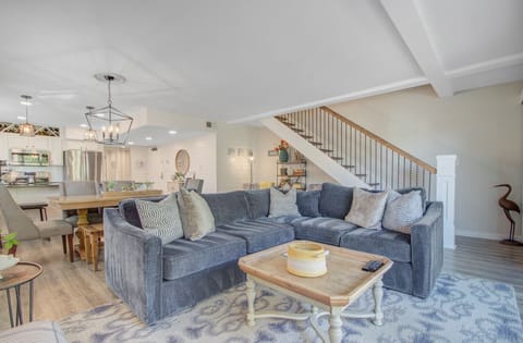 All New Living Room Furnishings 