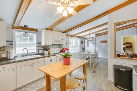 Kitchen | Main Level | Dishwasher | Coffee Maker