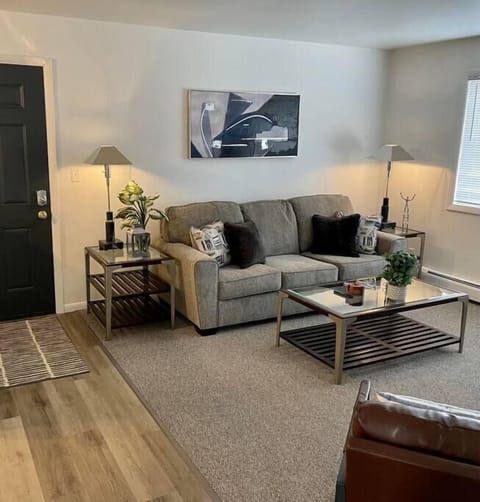 F97bb193 c84a 4699 a27b f07ea5dccf12