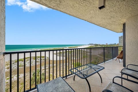 Stunning Gulf Views from large private balcony