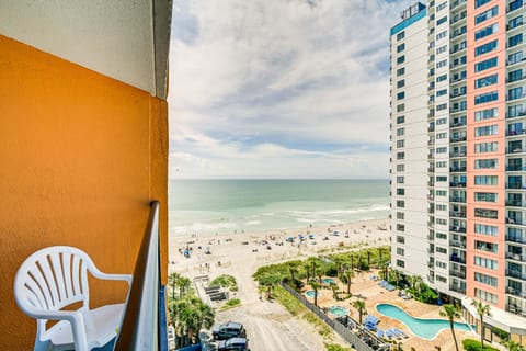 Myrtle Beach Vacation Rental | 1BR | 1BA | 550 Sq Ft | Elevator Access