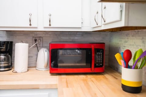 Plenty of cooking items