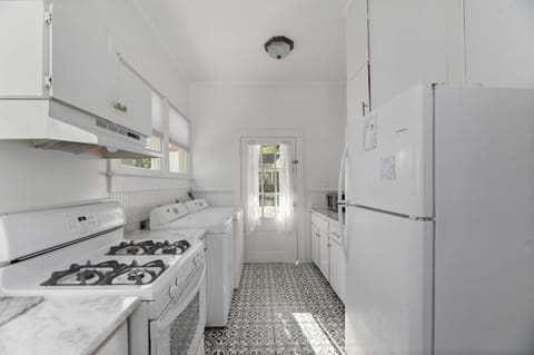 Beautiful kitchen in unit 1