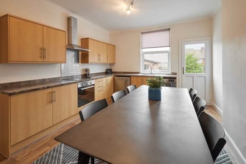 Mollymac, Saltburn-by-the-Sea - Host & Stay