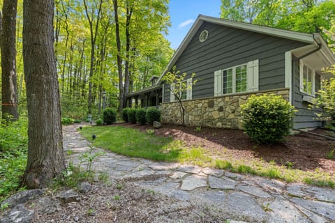 Welcome to Birch Haven: your secluded getaway in Sister Bay!