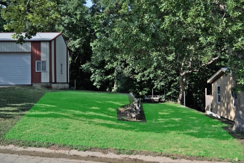 Additional parking here!!