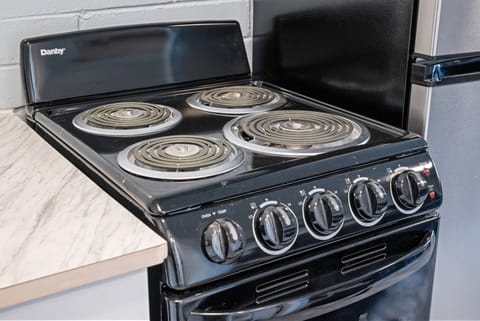 Cook delicious meals for breakfast, lunch, and dinner in this fully equipped kitchen. We suggest grabbing some seafood from a local market.