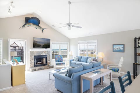 Welcome to Ocean Reef 18-B!
