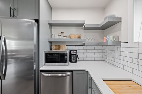 3d45777c-7ecd-47d9-a037-f9a8b79db27e