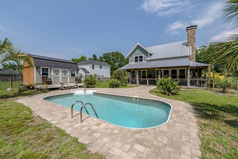 House, Pool, Water, Nature, Outdoors