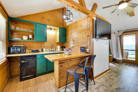 Kitchenette | Cooking Basics | Hot Plate | Drip Coffee Maker