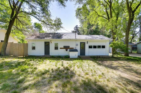 Benton Harbor Vacation Rental | 2BR | 1BA | 576 Sq Ft | Small Step for Entry