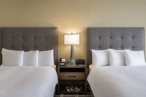 Unit with 2 Queen size beds