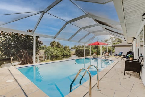 Port Charlotte Vacation Rental | 2BR | 2BA | 1 Exterior Step Required