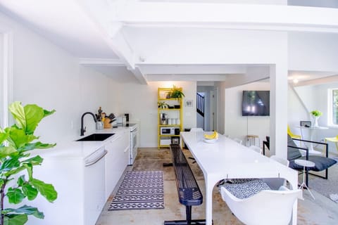 Minimalist kitchen + dining goals 🍽️✨ Bright, airy, and full of style!  #ModernLiving #HomeVibes #CleanAesthetic 🪴