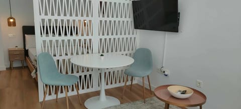 TV and multimedia,Living room