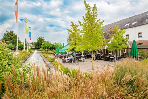 Holiday Park Facilities and Services