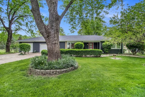 683330b4-1a4d-4202-87d7-4e83ca2c2ed6