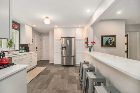 37aa001b-9713-4292-a02a-d1293b266873