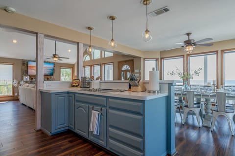 Kitchen with views of  Galveston bay