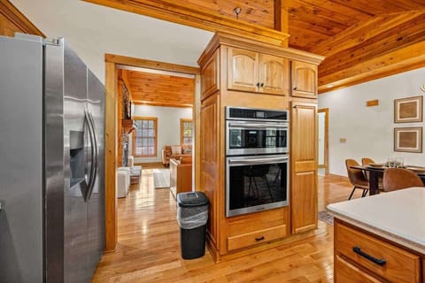 You will have a double oven to get your meals cooked faster!