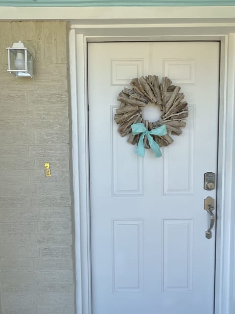 Let's start our tour though the front door! We can't wait to show you around!