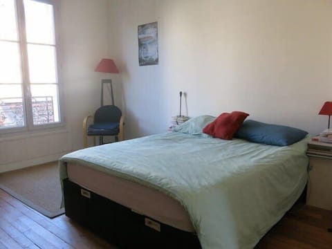 Bedroom 1 Large Family Gergovie CityCosy