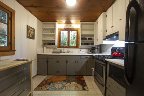 The kitchen is ready for you.