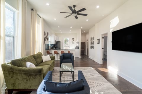 Unit 1: downstairs living room