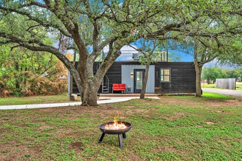 Black Oak Container Home
