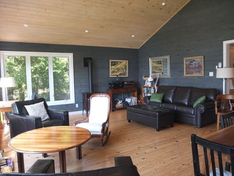 Cottage living room
