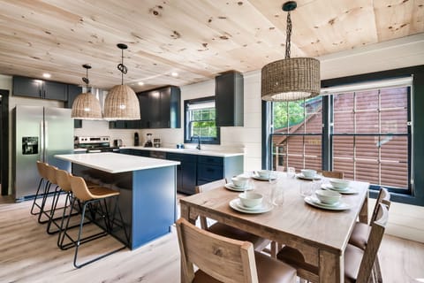 Designer Chef's Kitchen with top of the line stainless steel appliances and thoughtfully provided items for a wonderful stay - the perfect place for a family gathering