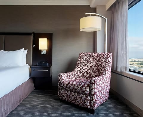 Exact unit will be assigned upon arrival. Views, colors and decor may vary.