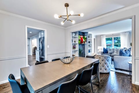 dining room next to living room #1