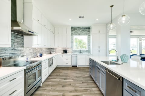 Fully equipped kitchen with stainless steel appliances