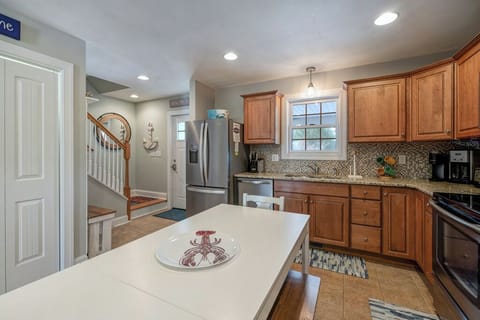 The Chef in your family will love the Well-Stocked Kitchen, just off the Living Area.