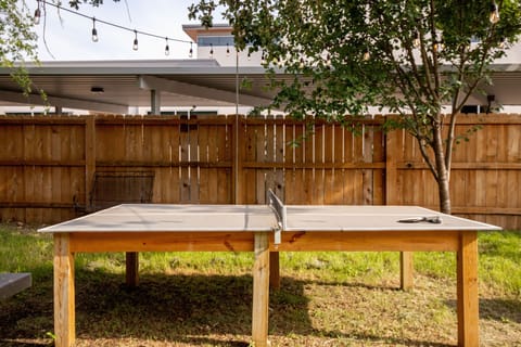 Pingpong for family and friends