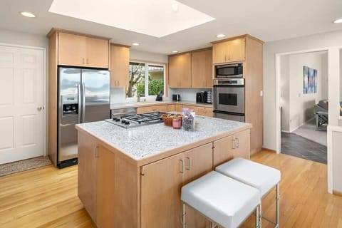 Well equipped kitchen