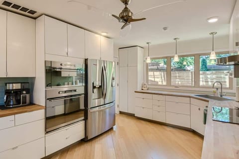 From cookware to spices, this kitchen has all the tools to make cooking easy.