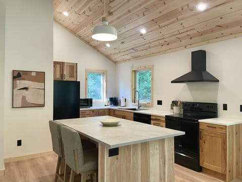 Island with barstool seating