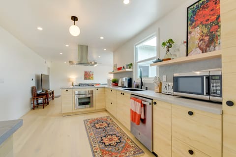 Chef's Kitchen | Cooking Basics Supplied