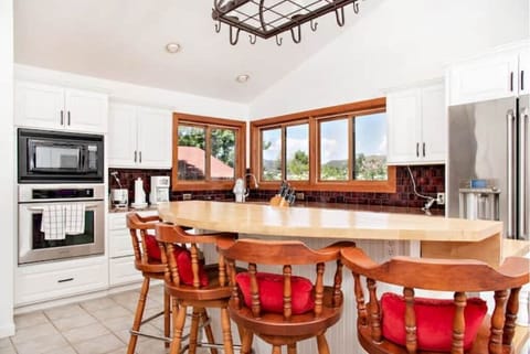 Sunny, well-appointed kitchen, with gas stove/oven
- gas grill is on the patio