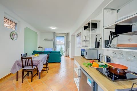 Kitchen and dining area