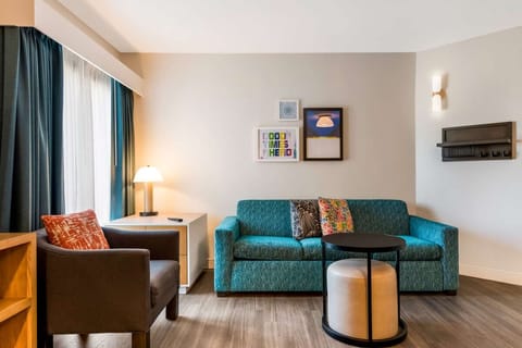 Kick back on the sofa and enjoy a calm evening in.